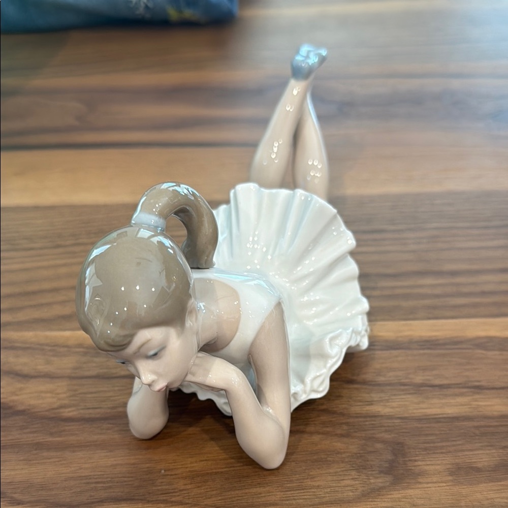 White and Tan Ceramic ballerina Nao by Lladro